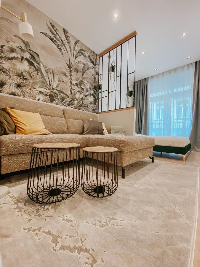 Апартаменты Paulay 11 Center Designer *